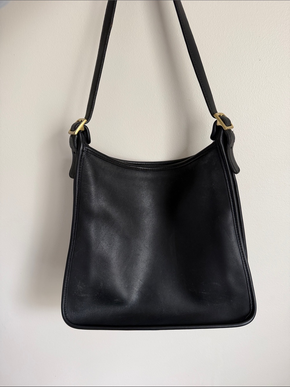 Coach Black Leather Andrea Slim Shoulder Bag. VINTAGE 2001 style #9073 - Picture 3 of 15